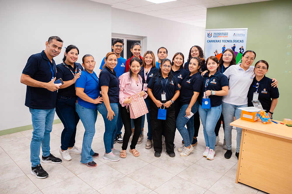 Capacitación en el Hospital de la Policía